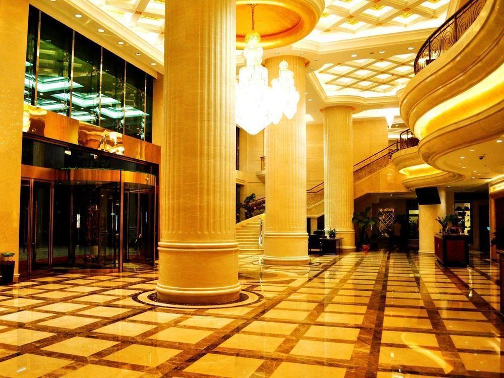 Jinwangjiao International Hotel - Наньнин Экстерьер фото